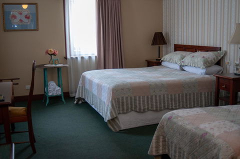 Higgins Lane Motel - Tourism Gold Coast 3