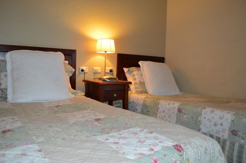 Higgins Lane Motel - Tourism Gold Coast 24