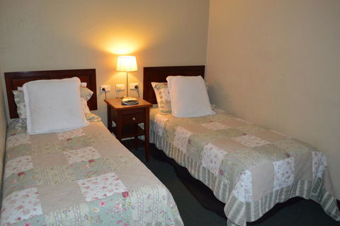 Higgins Lane Motel - Tourism Gold Coast 29