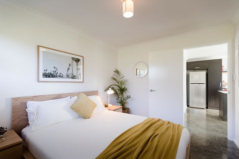 Ironstone Studio Margaret River - Tourism Gold Coast 6