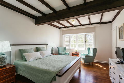 Elliot House - Tourism Gold Coast 11