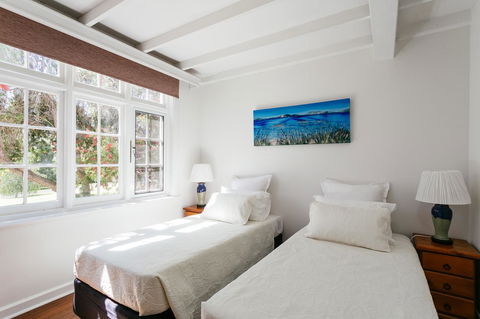 Elliot House - Tourism Gold Coast 5