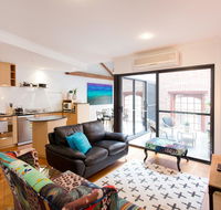 Windows on Pakenham - Tourism Gold Coast