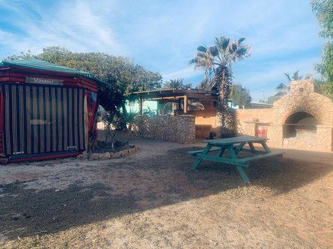 Shark Bay Cottages - Gold Coast 37