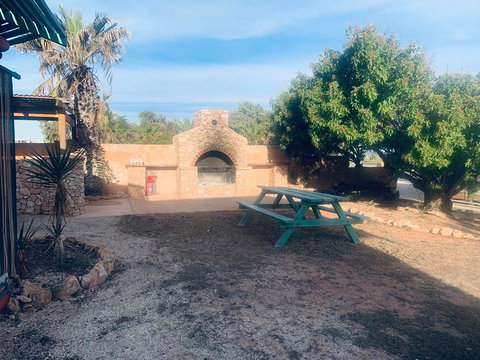 Shark Bay Cottages - Gold Coast 36