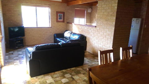 Kestrel Chalets - Tourism Gold Coast 1