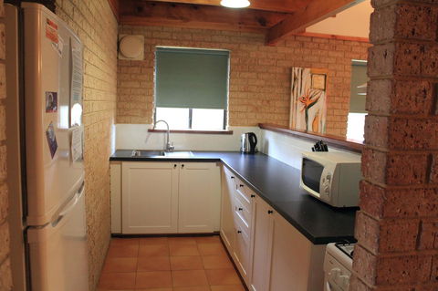 Kestrel Chalets - Tourism Gold Coast 10