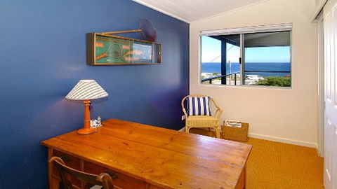 Tru Blu - Enjoy Sweeping 180 Degree Views Of Gracetown In This Modern Family Beach House - Tourism Gold Coast 4