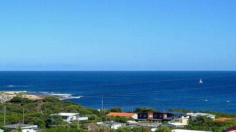 Tru Blu - Enjoy Sweeping 180 Degree Views Of Gracetown In This Modern Family Beach House - Tourism Gold Coast 6