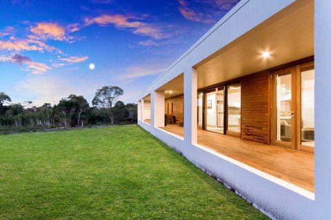 Tamar Solar Home - Tourism Gold Coast 0