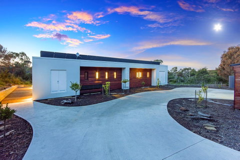 Tamar Solar Home - Tourism Gold Coast 2
