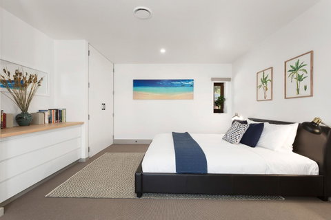 Tamar Solar Home - Tourism Gold Coast 23