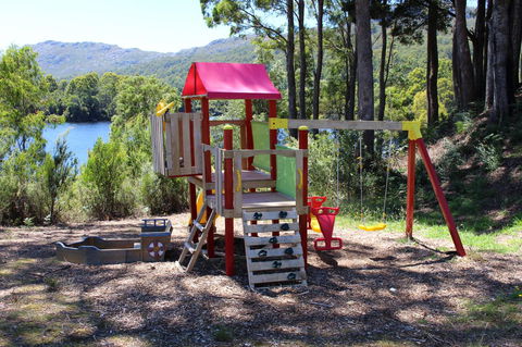 Tullah Lakeside Lodge - Tourism Gold Coast 14