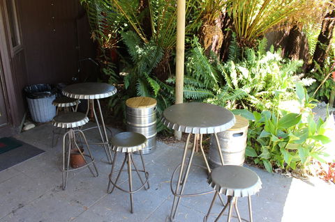 Tullah Lakeside Lodge - Tourism Gold Coast 20