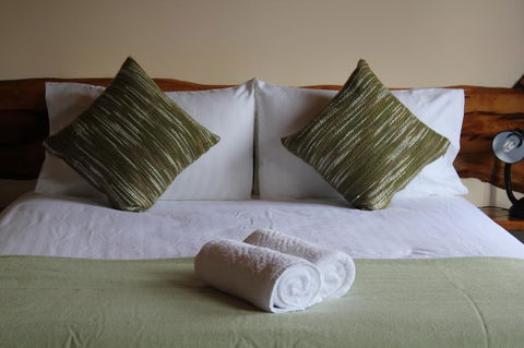 Tullah Lakeside Lodge - Tourism Gold Coast 18