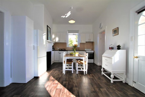 Horlock House - Tourism Gold Coast 7