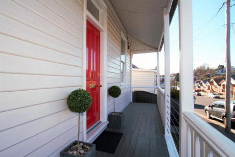 Horlock House - Tourism Gold Coast 3