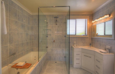 Stanley Village Waterfront Accommodation - Tourism Gold Coast 20