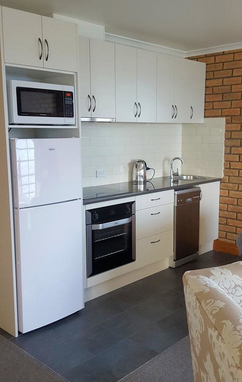 Stanley Village Waterfront Accommodation - Tourism Gold Coast 7