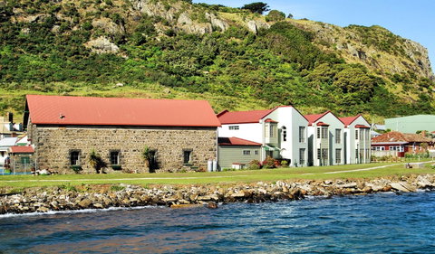 Stanley Village Waterfront Accommodation - Tourism Gold Coast 12