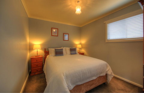 Stanley Village Waterfront Accommodation - Tourism Gold Coast 21