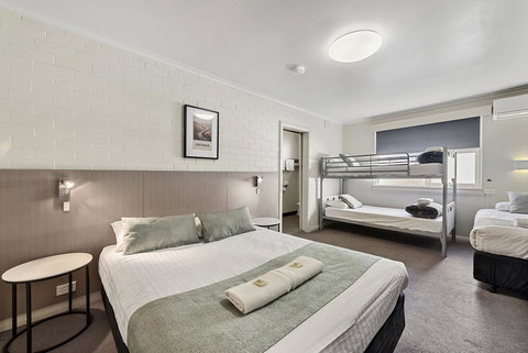 The Cornwall Boutique Hotel - Tourism Gold Coast 8