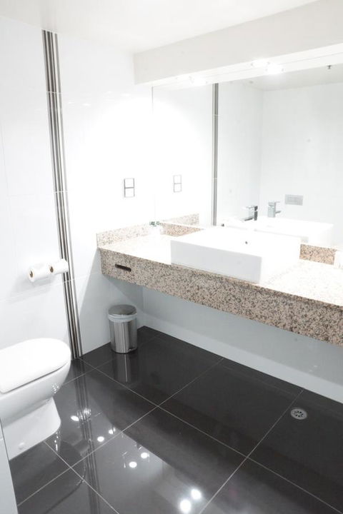 Hotel Grand Chancellor Launceston - Tourism Gold Coast 24