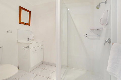 Harvey Farm Lodge - Tourism Gold Coast 21