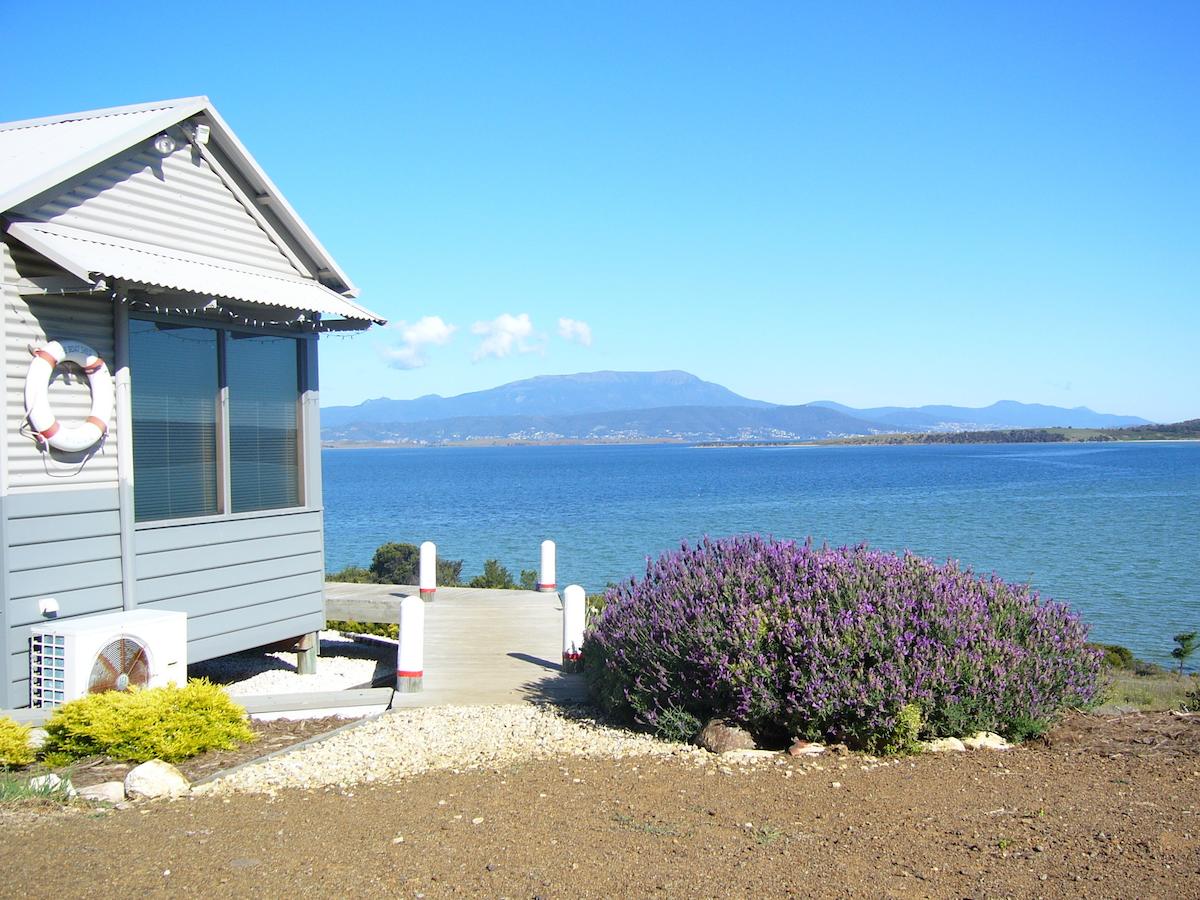 Sandford TAS Tourism Gold Coast