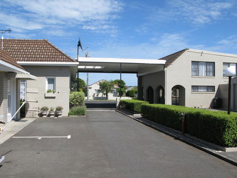Barclay Motor Inn - Tourism Gold Coast 11