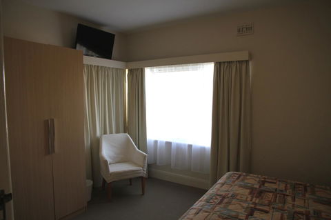 Barclay Motor Inn - Tourism Gold Coast 40