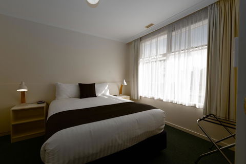 Barclay Motor Inn - Tourism Gold Coast 5