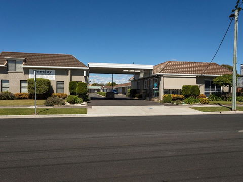Barclay Motor Inn - Tourism Gold Coast 0