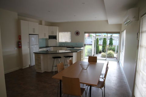 Barclay Motor Inn - Tourism Gold Coast 43