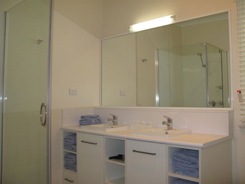 Barclay Motor Inn - Tourism Gold Coast 36