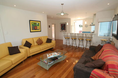 Bridport Holiday Rental - Tourism Gold Coast 10