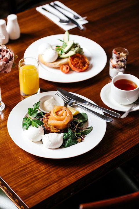 Hadley\'s Orient Hotel - Tourism Gold Coast 8