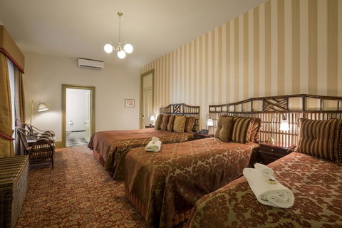 Hadley\'s Orient Hotel - Tourism Gold Coast 20