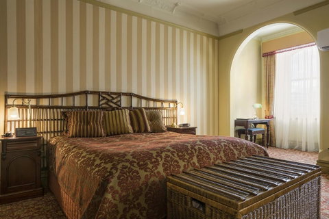Hadley\'s Orient Hotel - Tourism Gold Coast 27