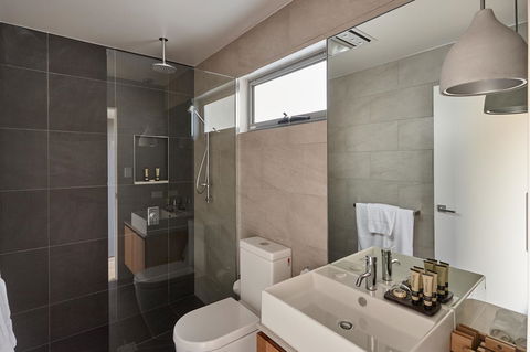 Rosevears Riverview Hotel - Tourism Gold Coast 12