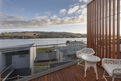 Rosevears Riverview Hotel - Tourism Gold Coast 14