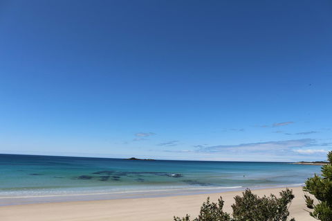 Sisters Beach Paradise - Tourism Gold Coast 4