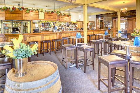 The Richmond Arms Hotel - Tourism Gold Coast 12