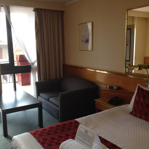 Commodore Regent - Tourism Gold Coast 12