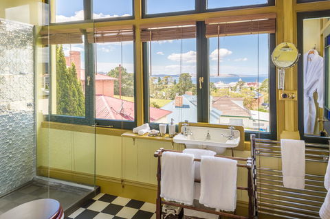 The Corinda Collection - Tourism Gold Coast 36