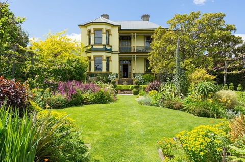 The Corinda Collection - Tourism Gold Coast 0