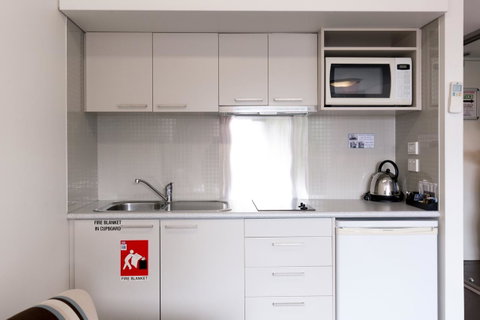 St Ives Apartments - Tourism Gold Coast 11