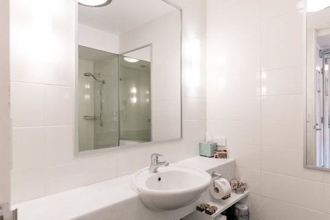 St Ives Apartments - Tourism Gold Coast 21