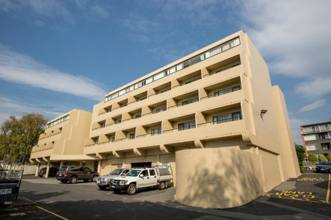 St Ives Apartments - Tourism Gold Coast 3