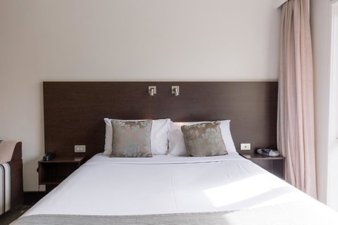 St Ives Apartments - Tourism Gold Coast 6